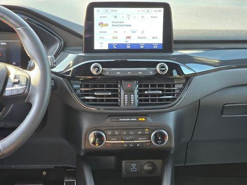 Used 2023 Ford Escape ST-Line Select image 16