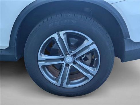 Used 2016 Mercedes-Benz GLC 300 image 13