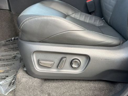 Certified 2025 Toyota 4Runner TRD Off-Road Premium w/ Tow Technology Package image 19