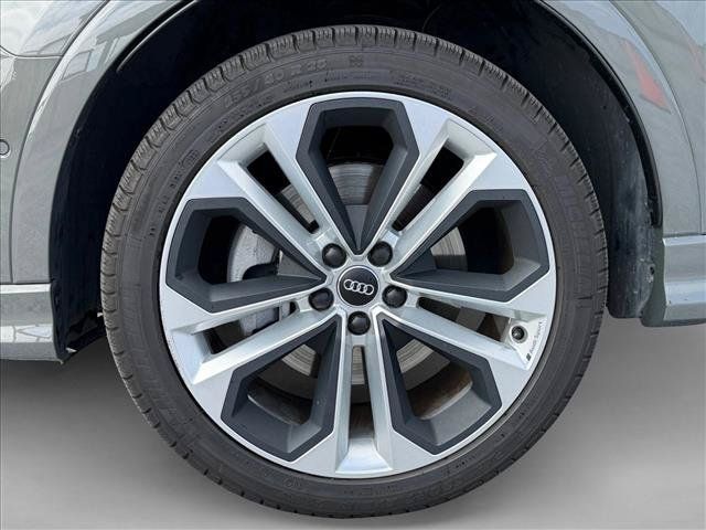 Used 2020 Audi Q3 2.0T Prestige w/ Prestige Package AWD/4WD image 27