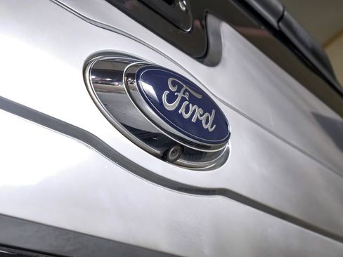 Used 2016 Ford F250 Platinum w/ FX4 Off-Road Package image 47