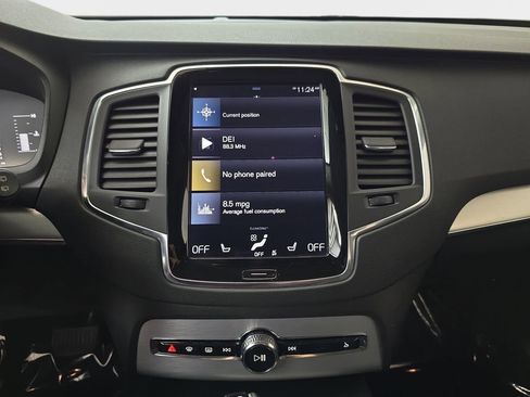 Used 2018 Volvo XC90 T5 Momentum w/ Convenience Package AWD/4WD image 23