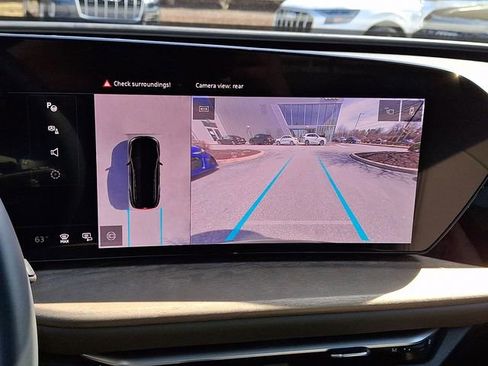 Used 2025 Audi Q5 Premium w/ Convenience Package image 19