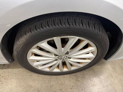 Used 2015 Volkswagen Jetta SE FWD image 10