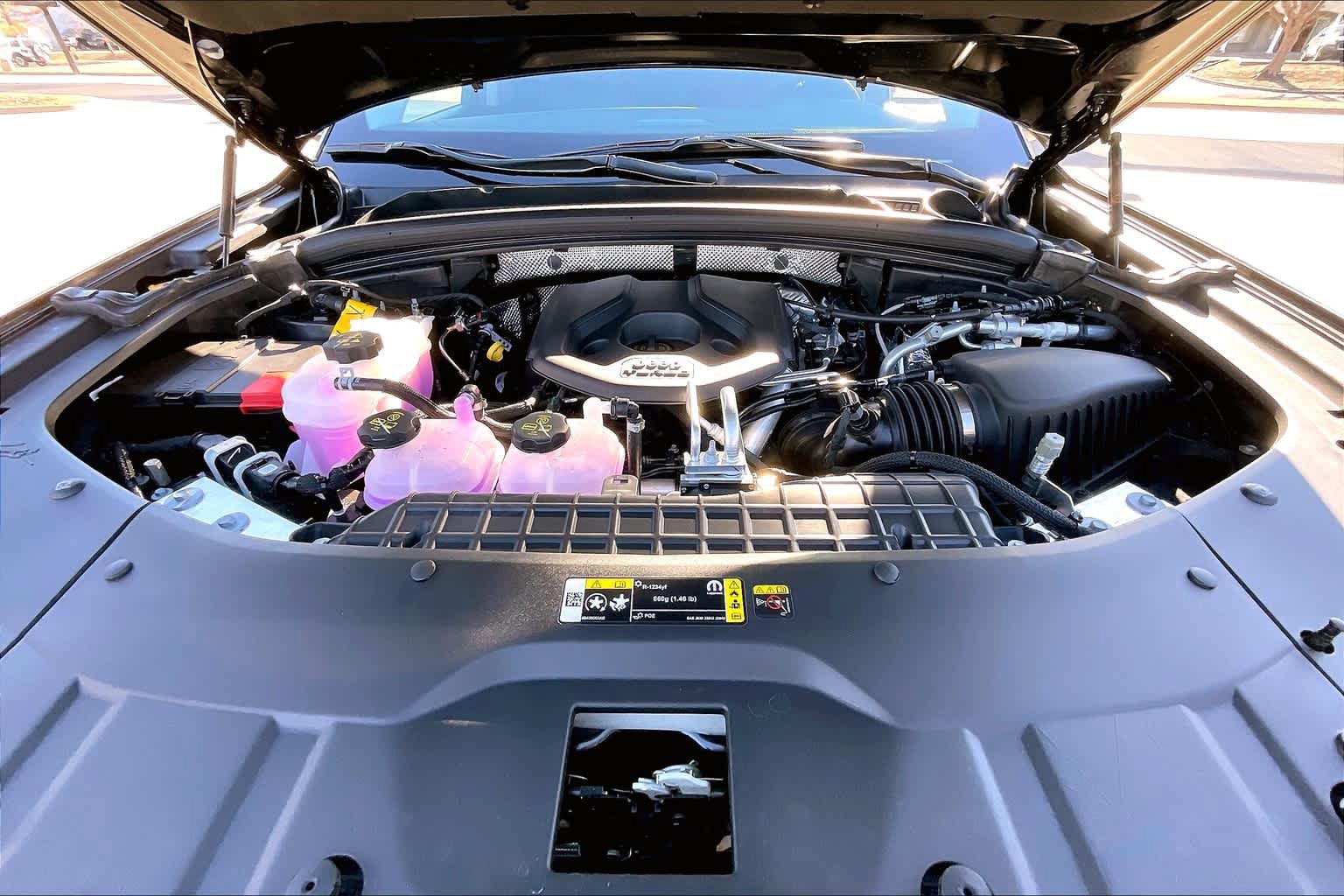 Used 2023 Jeep Grand Cherokee 4WD 4xe w/ Luxury Tech Group II image 16