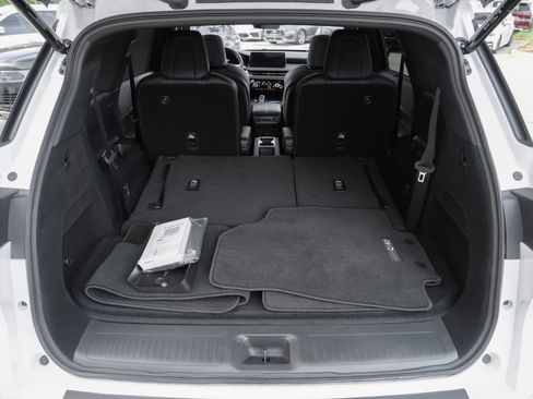 Certified 2026 INFINITI QX60 Sport w/ Dark Cargo Package AWD/4WD image 38