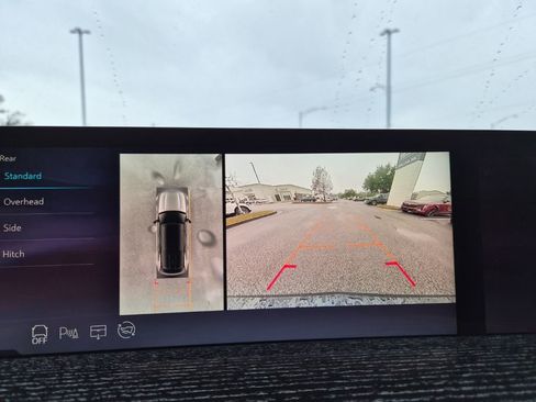 Used 2025 Cadillac Escalade IQ Luxury 1 w/ Smart Trailering package image 20