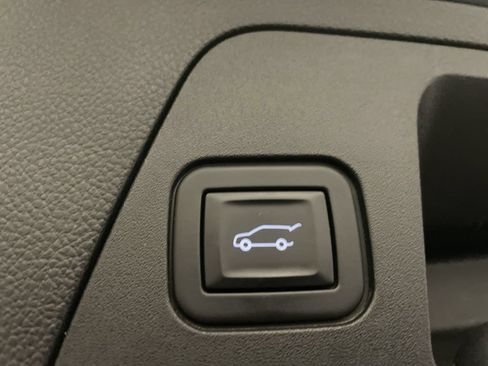 Used 2020 Buick Envision Essence w/ Experience Buick Package AWD/4WD image 30