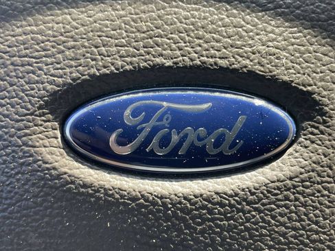 Used 2020 Ford Expedition XLT w/ Equipment Group 202A RWD image 28