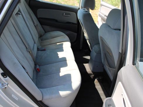 Used 2008 Hyundai Elantra SE FWD image 32