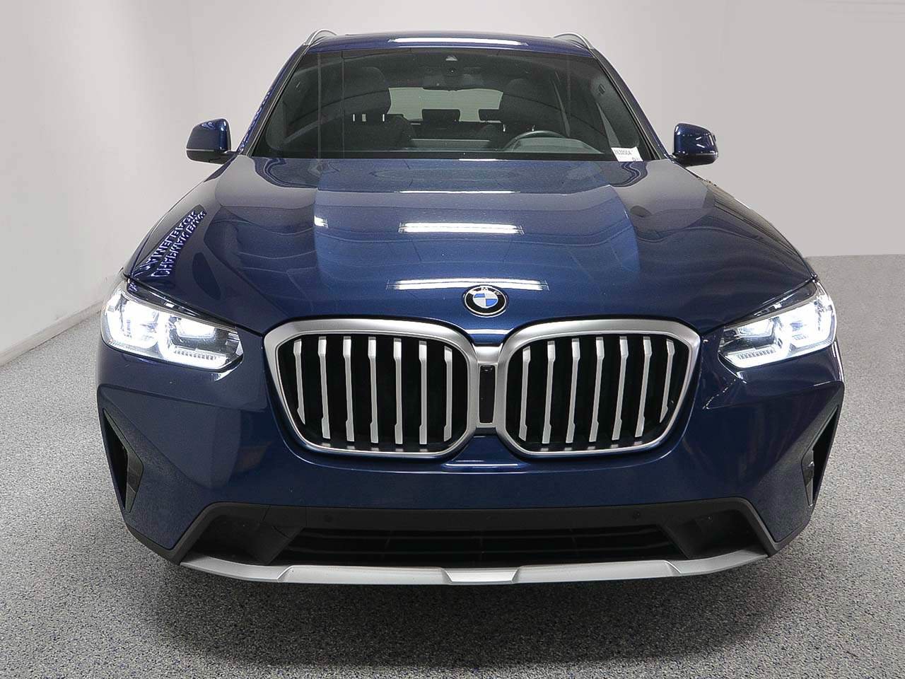 Used 2022 BMW X3 sDrive30i w/ Convenience Package RWD image 2