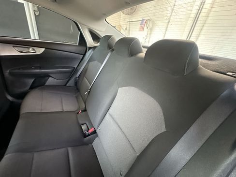 Used 2023 Kia Forte LX FWD image 22