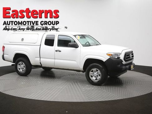 Used 2020 Toyota Tacoma SR RWD image 45