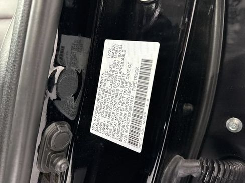 Used 2023 Honda Ridgeline Black Edition image 38