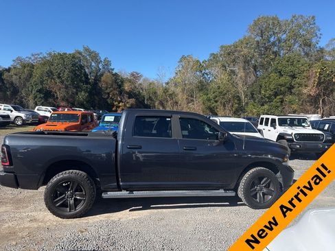 Used 2014 RAM 1500 Sport w/ Sport Premium Group image 6