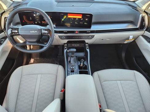 New 2026 Kia Sorento S image 10