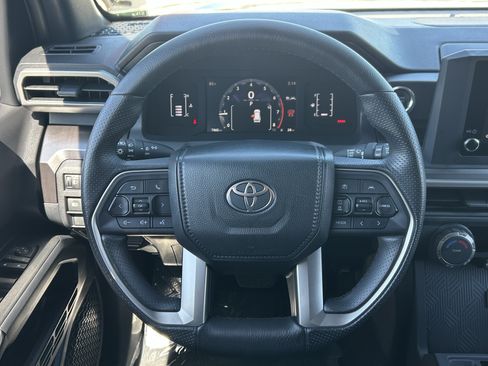 Certified 2026 Toyota 4Runner SR5 RWD image 23