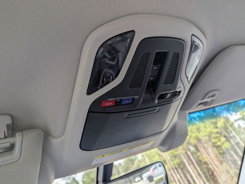 Used 2020 Subaru Legacy Limited w/ Popular Package #3 image 25