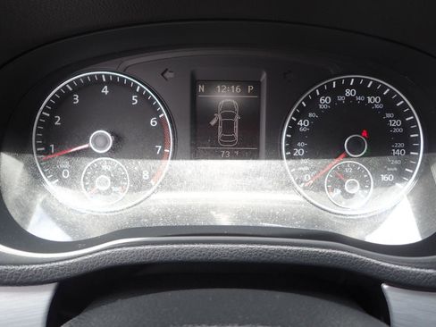 Used 2013 Volkswagen Passat 2.5 SE FWD image 16