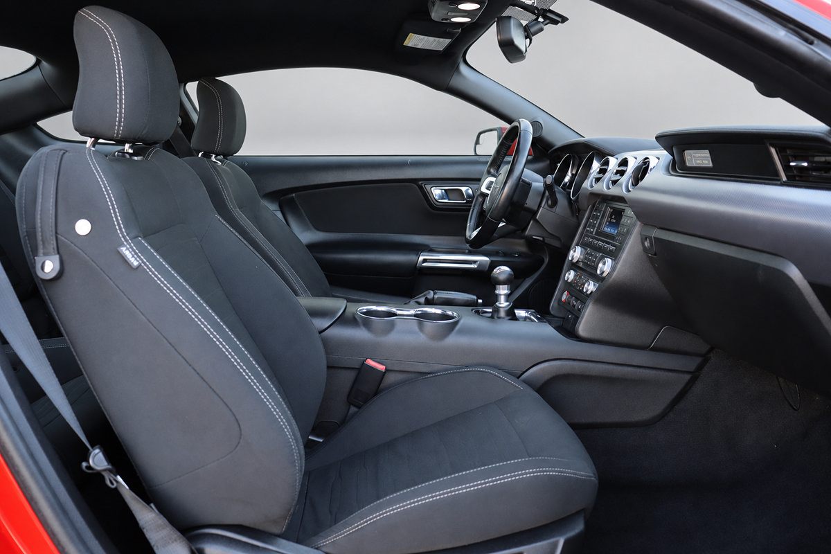 Used 2017 Ford Mustang GT RWD image 15