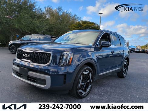 Certified 2023 Kia Telluride EX image 8