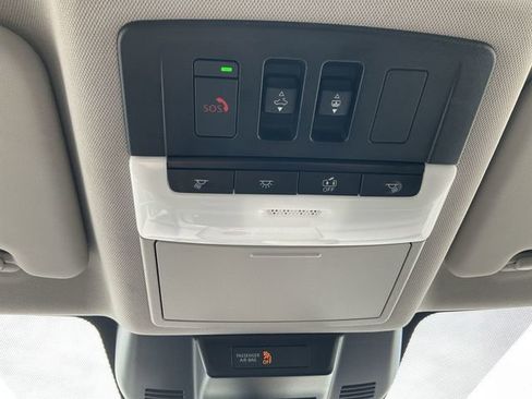 Certified 2023 Nissan Rogue SV w/ SV Premium B Package image 19