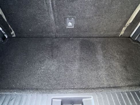 Used 2023 Toyota Highlander XLE FWD image 25