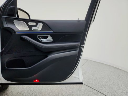 Certified 2026 Mercedes-Benz GLE 350 4MATIC image 26