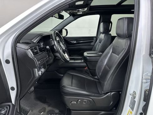 Used 2024 GMC Yukon Denali RWD image 20