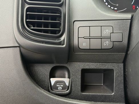 New 2024 RAM ProMaster 3500 w/ Delivery Van Package FWD image 19