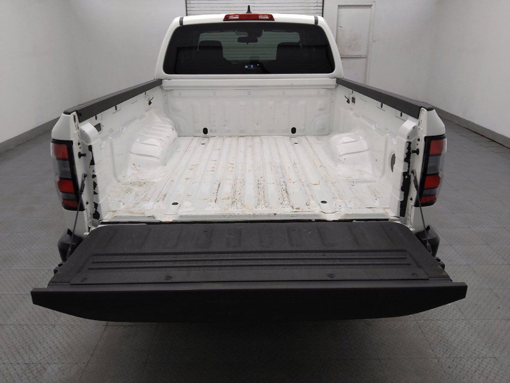 Used 2024 Nissan Frontier S RWD image 29