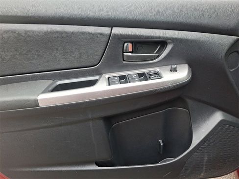 Used 2016 Subaru Impreza 2.0i image 12