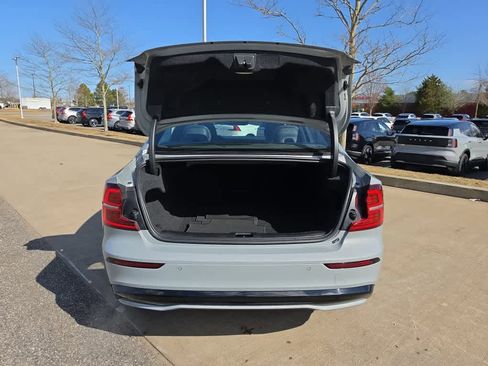 Used 2024 Volvo S60 B5 Plus image 6