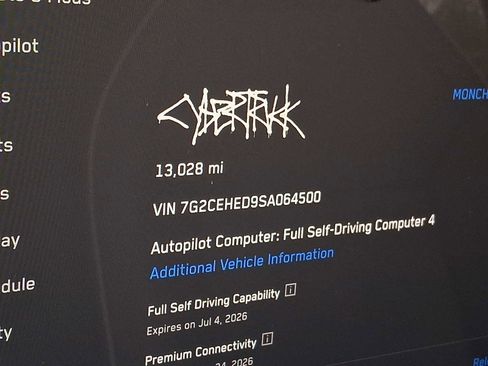 Used 2025 Tesla Cybertruck AWD Crew Cab image 20