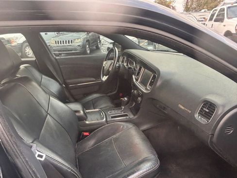 Used 2014 Dodge Charger R/T image 21