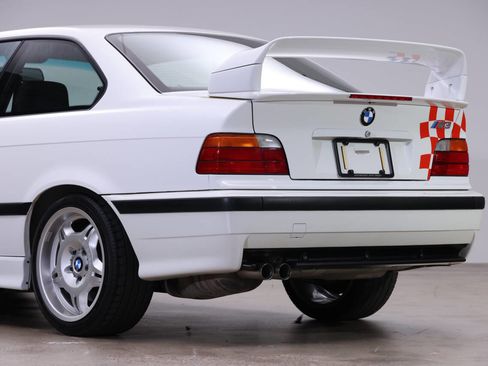 Used 1995 BMW M3 Coupe image 17