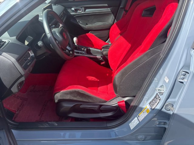 Used 2025 Honda Civic Type R image 8