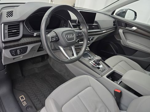 Used 2019 Audi Q5 2.0T Premium Plus w/ Premium Plus Package image 16