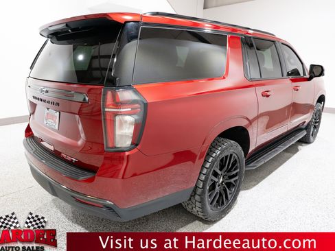 Used 2021 Chevrolet Suburban RST w/ Luxury Package AWD/4WD image 5