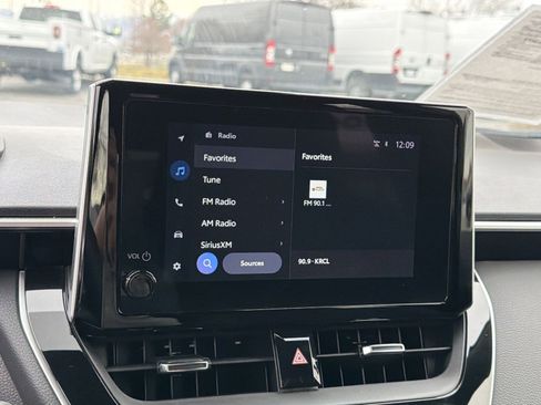 Used 2024 Toyota Corolla SE image 23