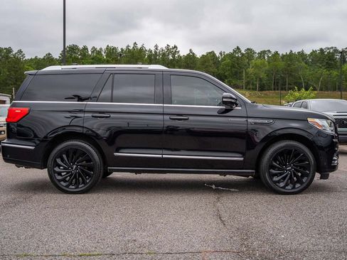 Used 2020 Lincoln Navigator Reserve w/ Equipment Group 208A Reserve AWD/4WD image 16