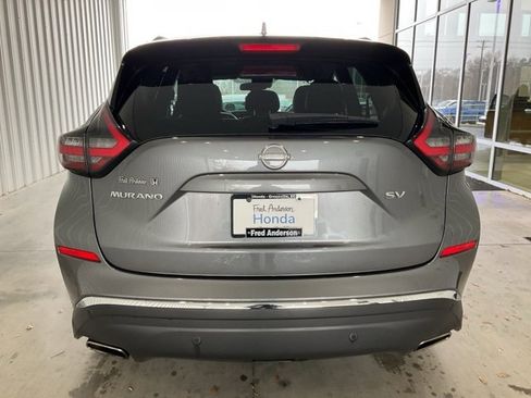 Used 2023 Nissan Murano SV image 18