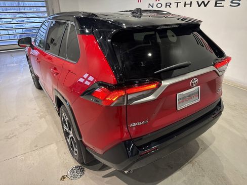 Used 2025 Toyota RAV4 XSE image 11