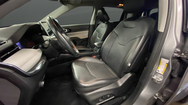 Used 2022 Jeep Compass Limited w/ Sun and Sound Group AWD/4WD image 9