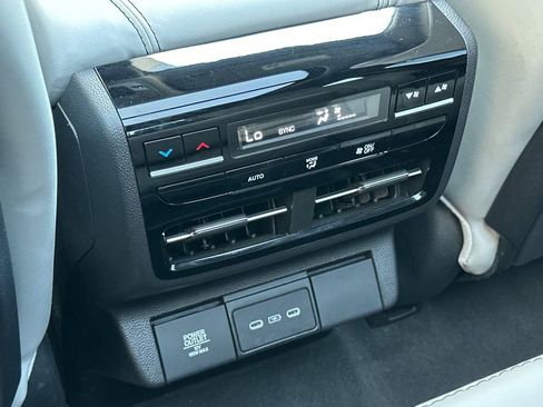 Used 2025 Acura MDX FWD w/ Technology Package image 14