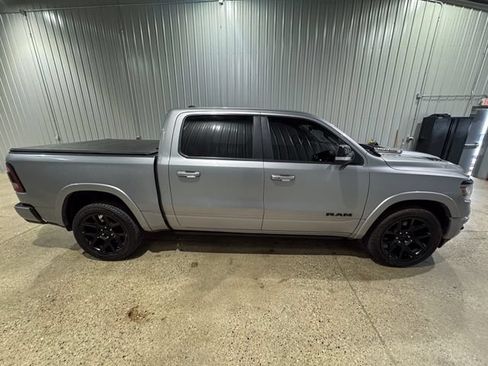 Used 2021 RAM 1500 Laramie AWD/4WD image 7