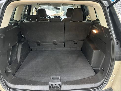 Used 2018 Ford Escape SE image 16