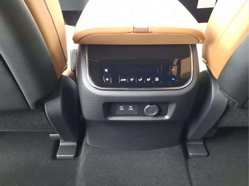 New 2026 Nissan Armada SL w/ Captain's Chari Seat Package RWD image 16