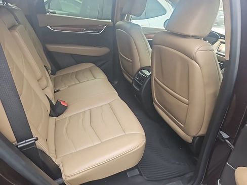 Used 2017 Cadillac XT5 Platinum w/ Driver Assist Package image 13