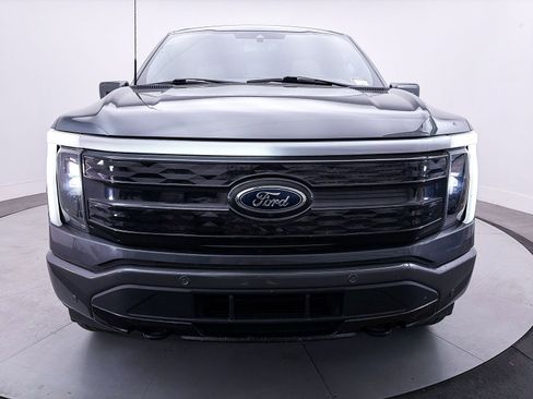 Used 2023 Ford F150 Lightning Platinum AWD/4WD image 14